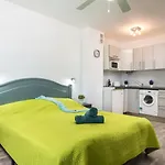 427 Beautiful Summerland Wi-fi Sat-tv Apartamento *