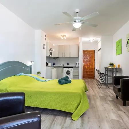 427 Beautiful Summerland Wi-fi Sat-tv Appartement