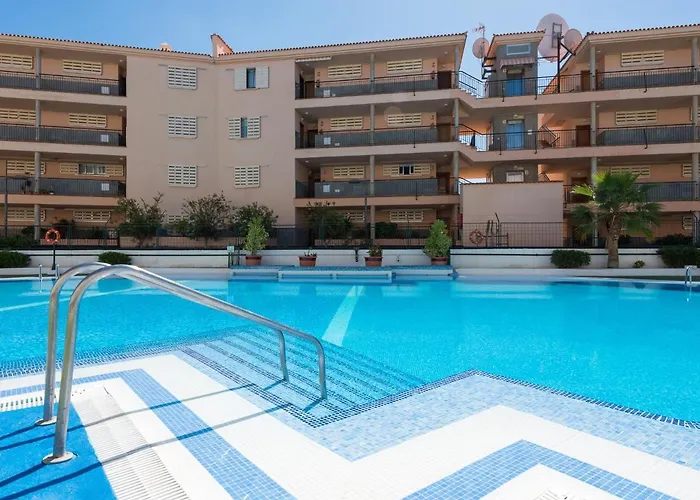 427 Beautiful Summerland Wi-fi Sat-tv 公寓